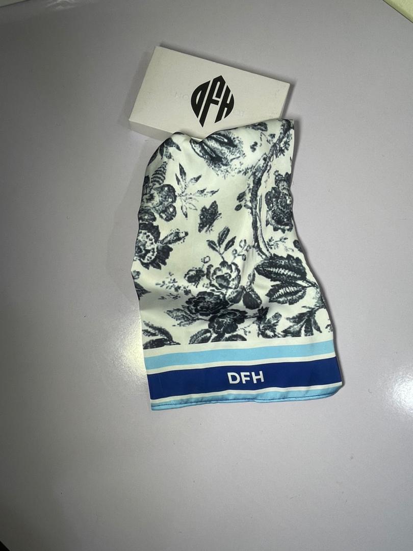 DFH Floral print scarf - Image 3